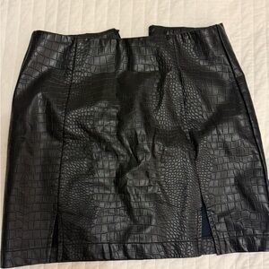 Alya Black Croc-Embossed Pencil Skirt